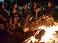 Camping Medano 40. Fogon Noche.